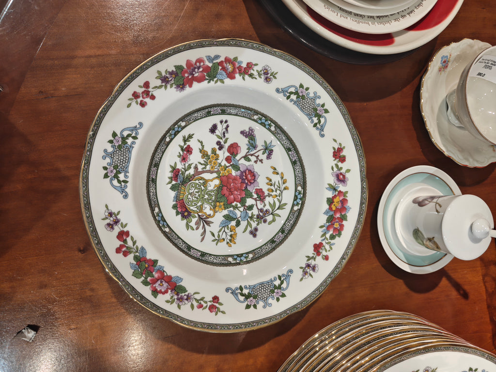 Paragon Indian tree Fine Bone China dinning set