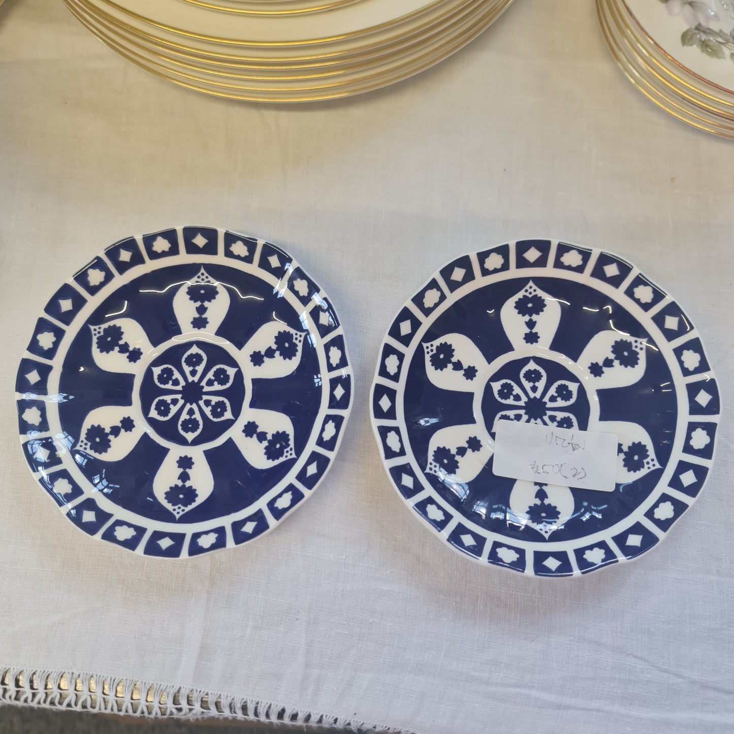 Vintage Blue and white plate x2