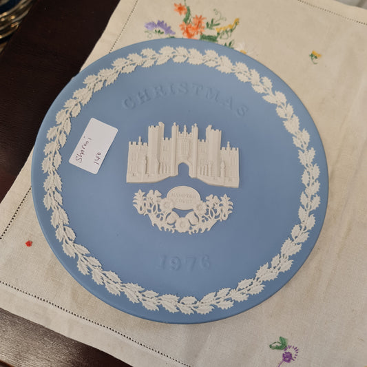 Wedgwood Jasperware Christmas plate - 1976