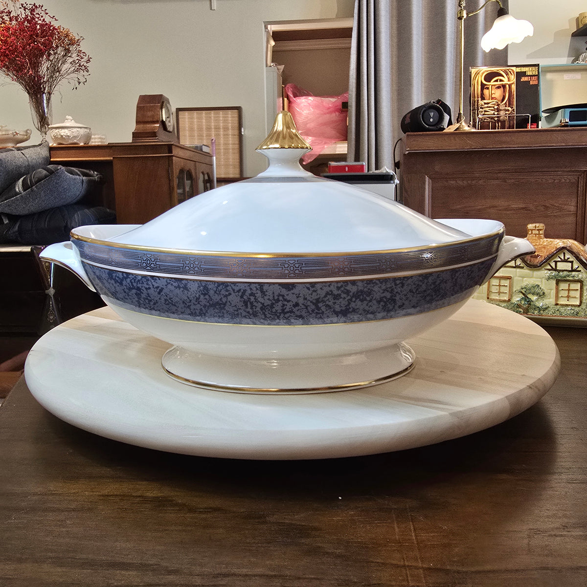 Royal Doulton "St. Paul" Fine Bone China Dinnerware