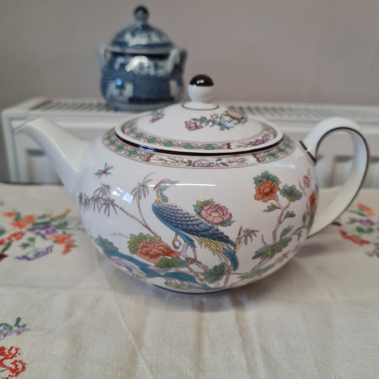 Wedgwood kutani Fine bone china big tea pot
