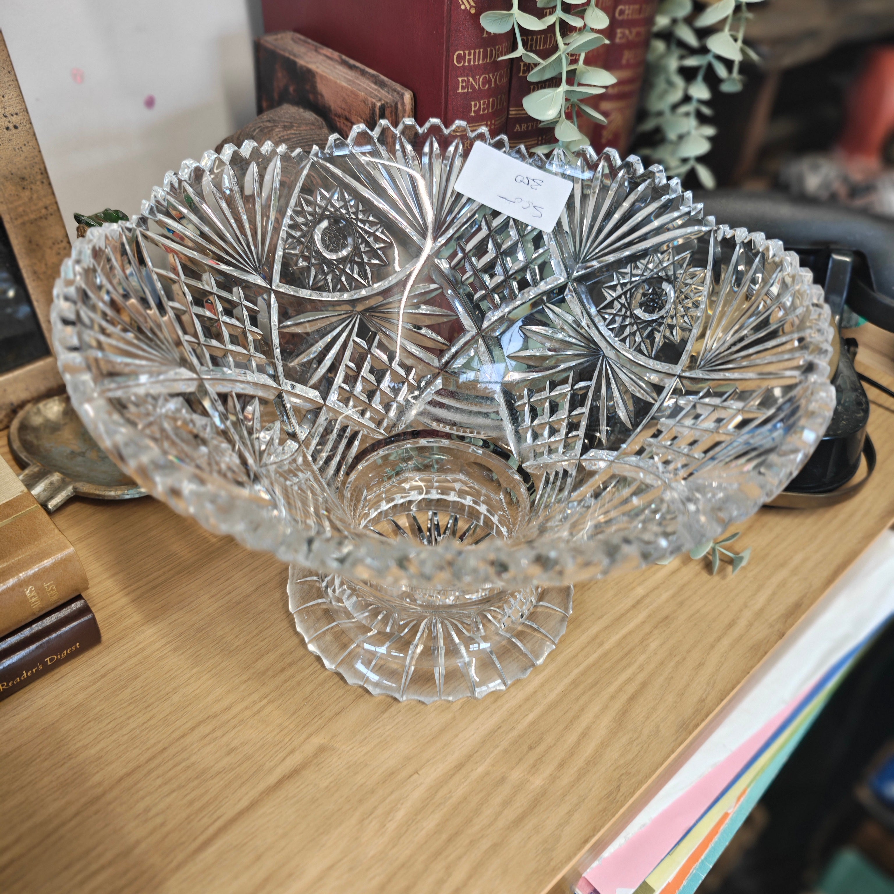 Amazing Waterford big crystal bowl -27x 18 cm