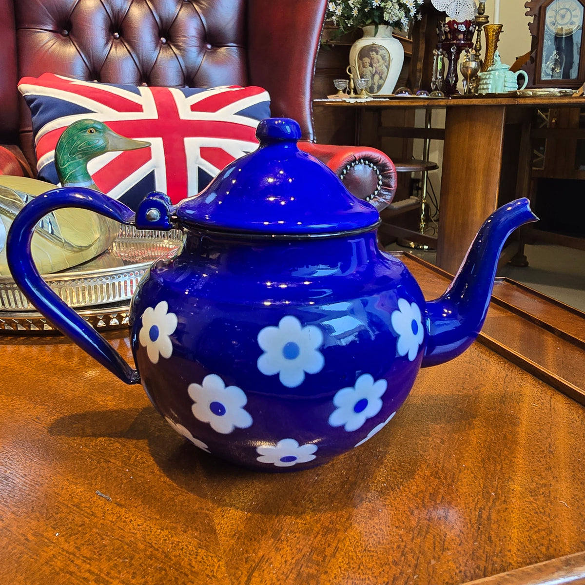 Vintage Cobalt Blue Enamelware Teapot, White Daisy Pattern – Made in Yugoslavia, c.1960s–70s