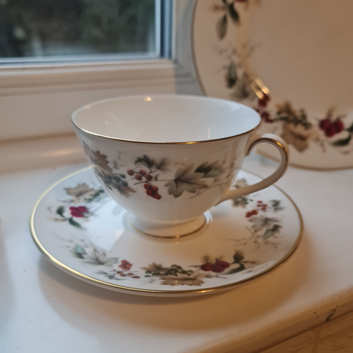 Royal Doulton Ardon tea set collection