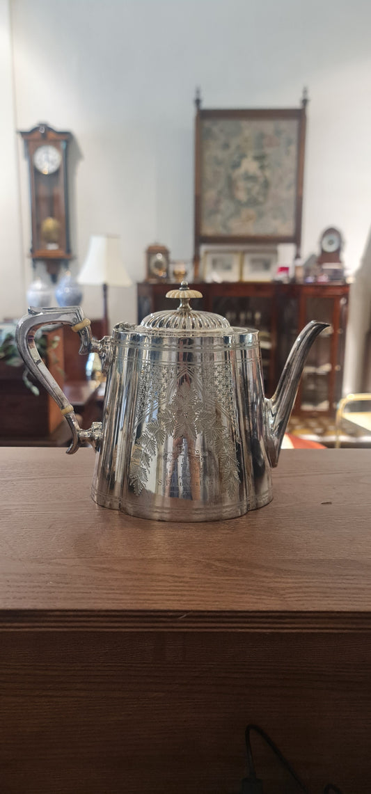 Ewardian period  J.B. Chatterley & Sons Ltd silver plated tea pot