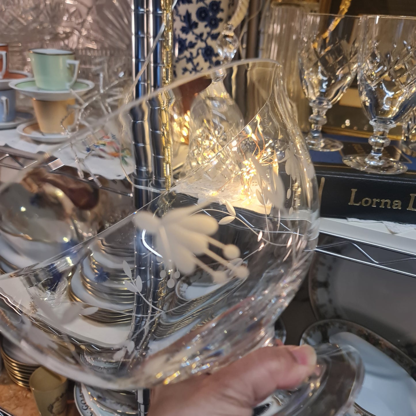 Lovely vintage crystal bowl with hand etching flora