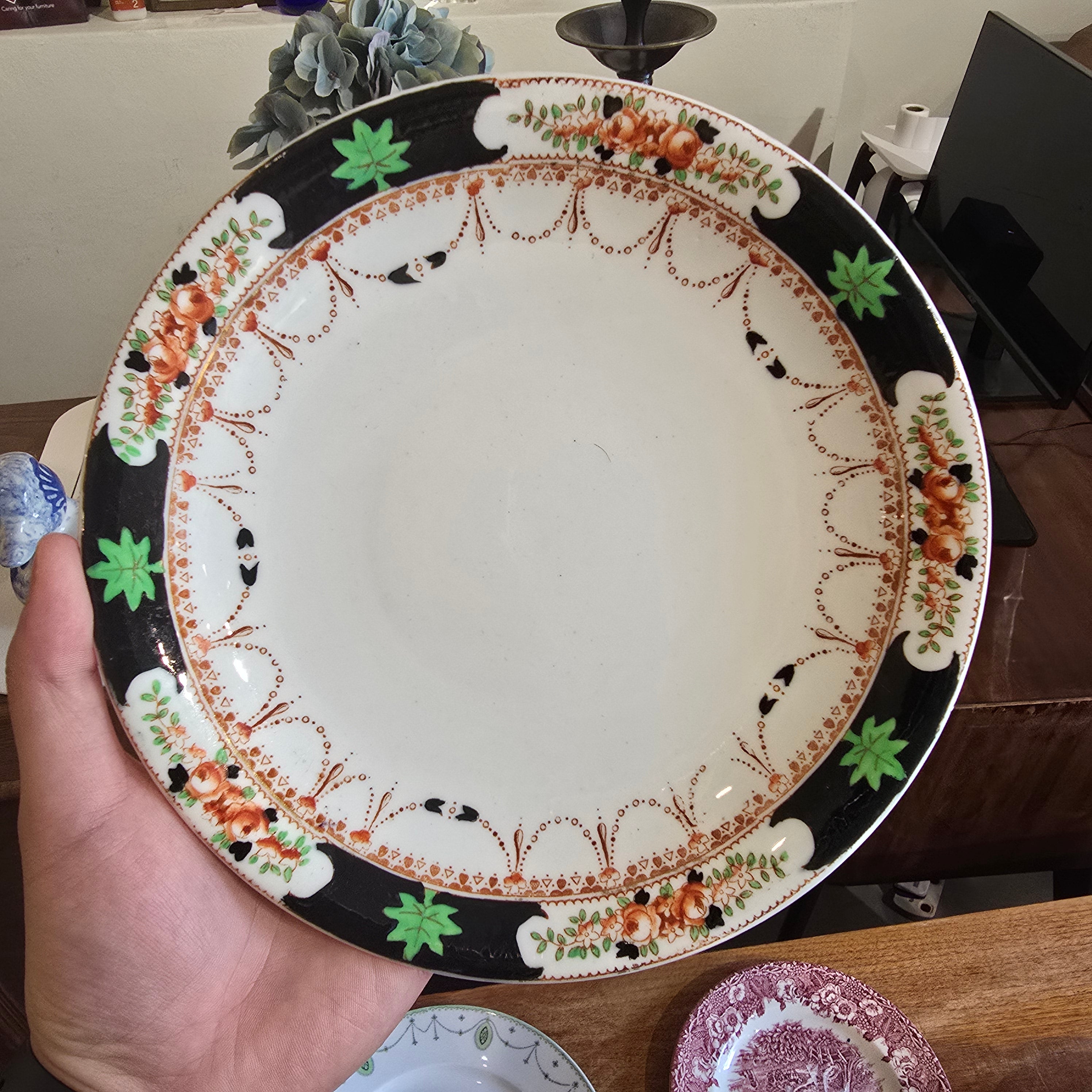 Royal Vale Dinner Plate