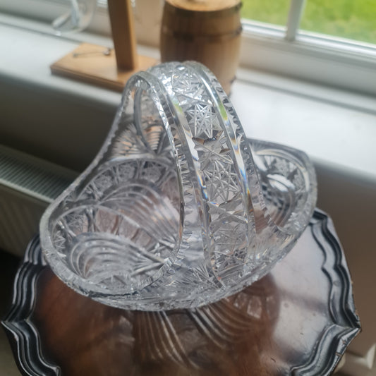 Rare Handcut high quality crustal big bowl  ( possible waterford)