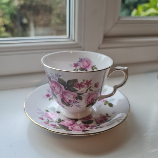 Queen Anne vintage tea set
