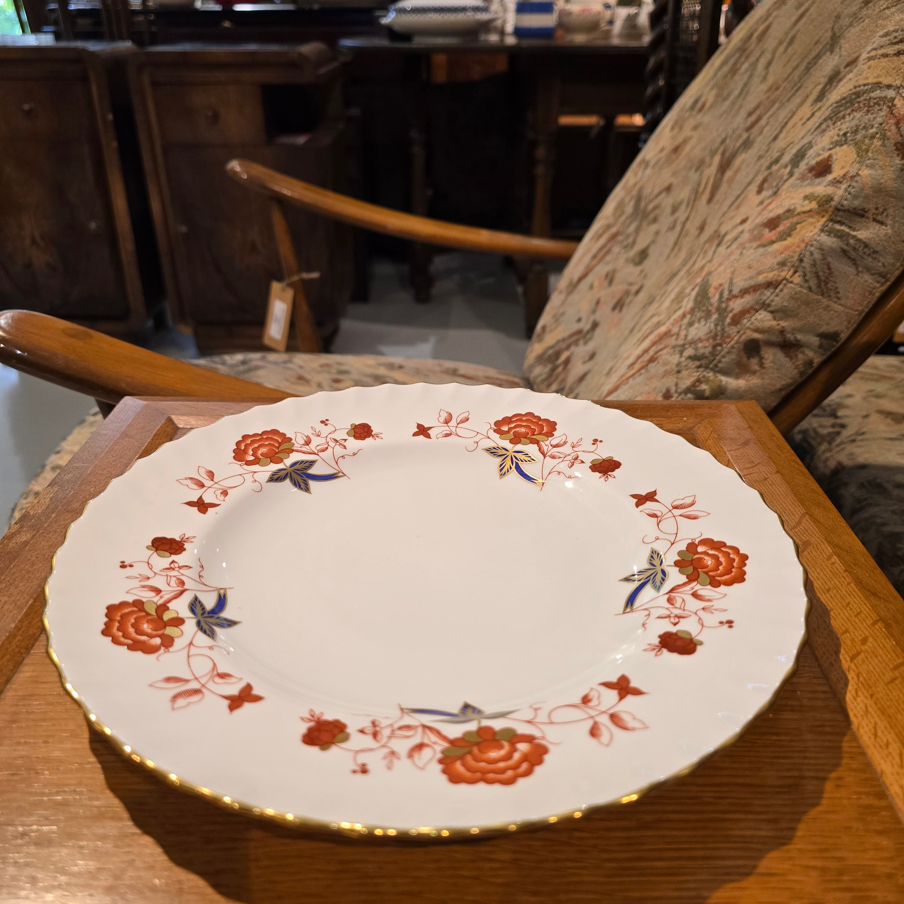 Royal Crown Derby English Bone China Dinner plate 26cm