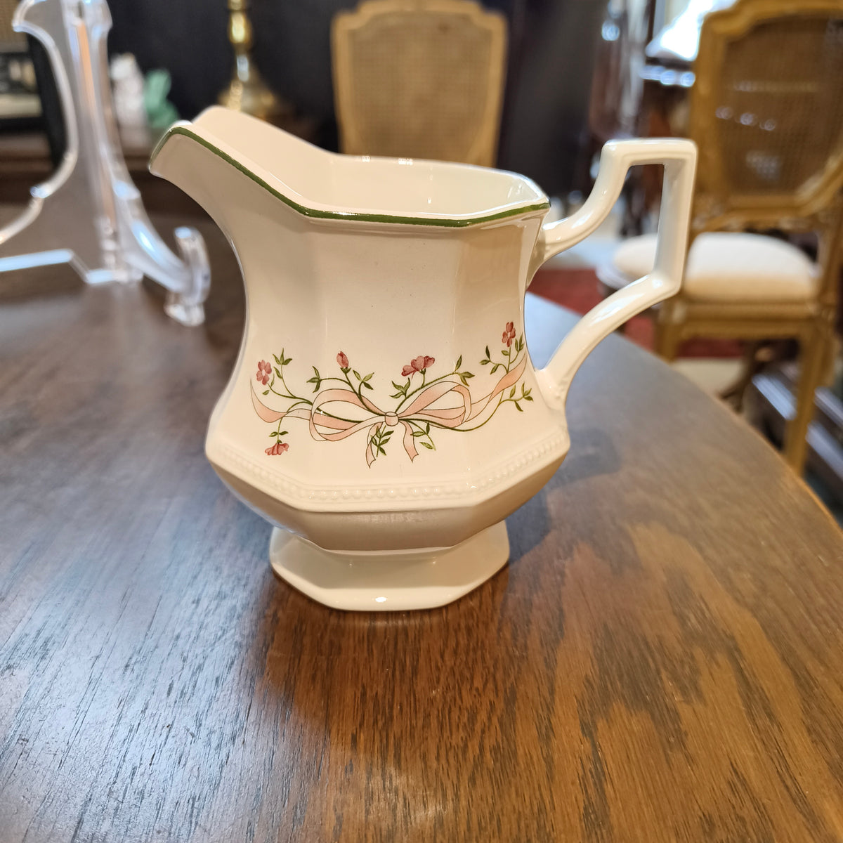 Johnson Brothers Eternal Beau Vintage Dinnerware Collection