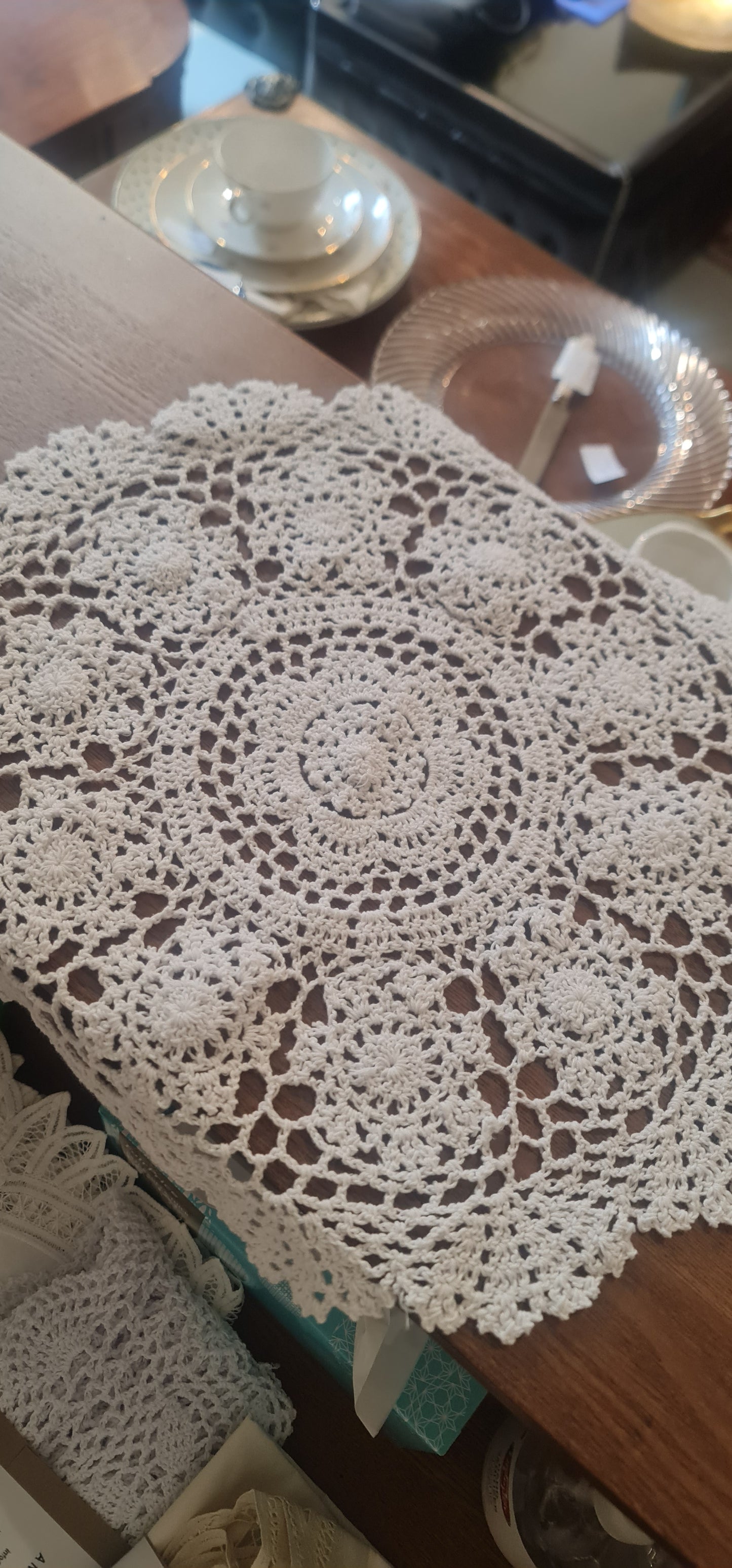 41 cm handcrochet doily