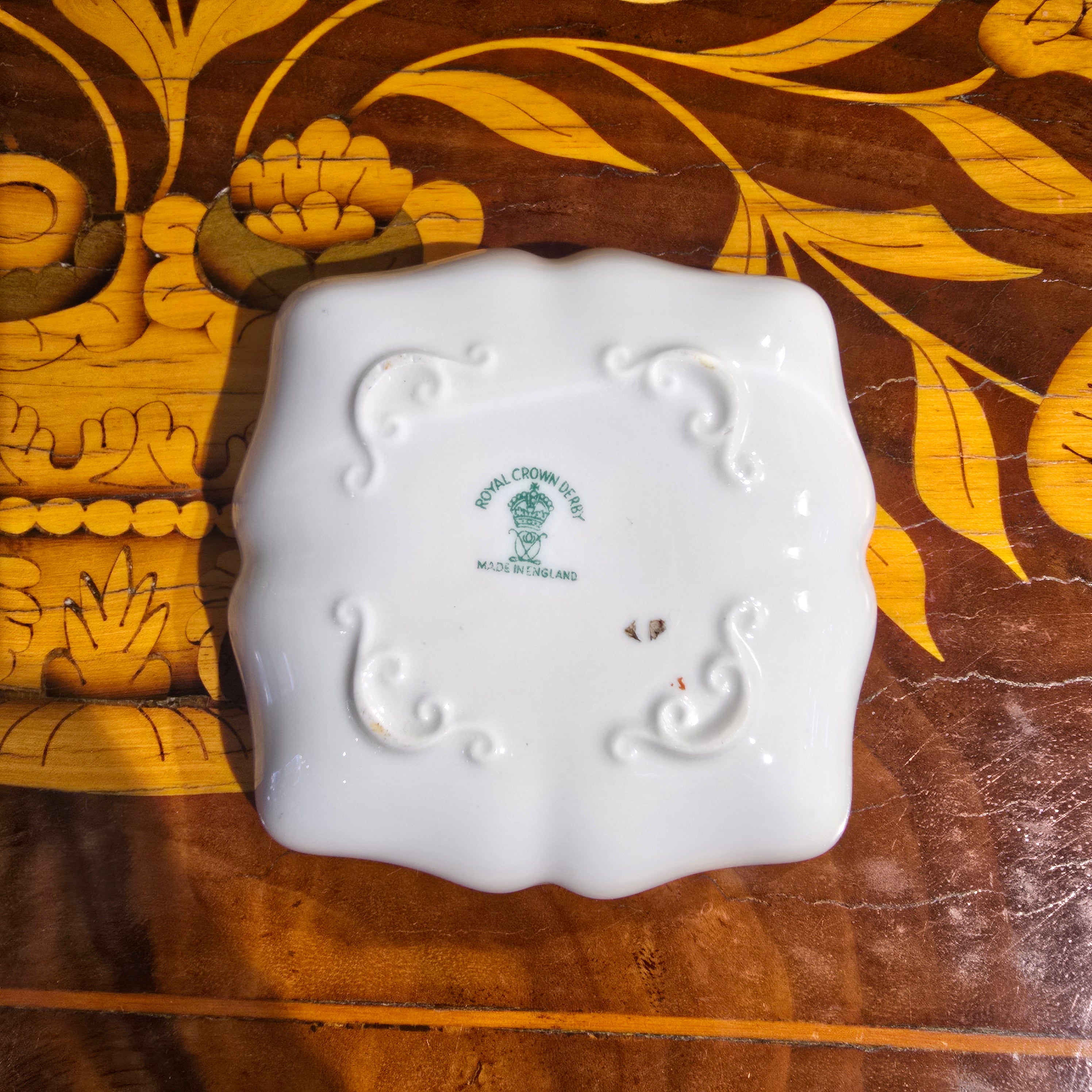 Royal Crown Derby Little Trinket