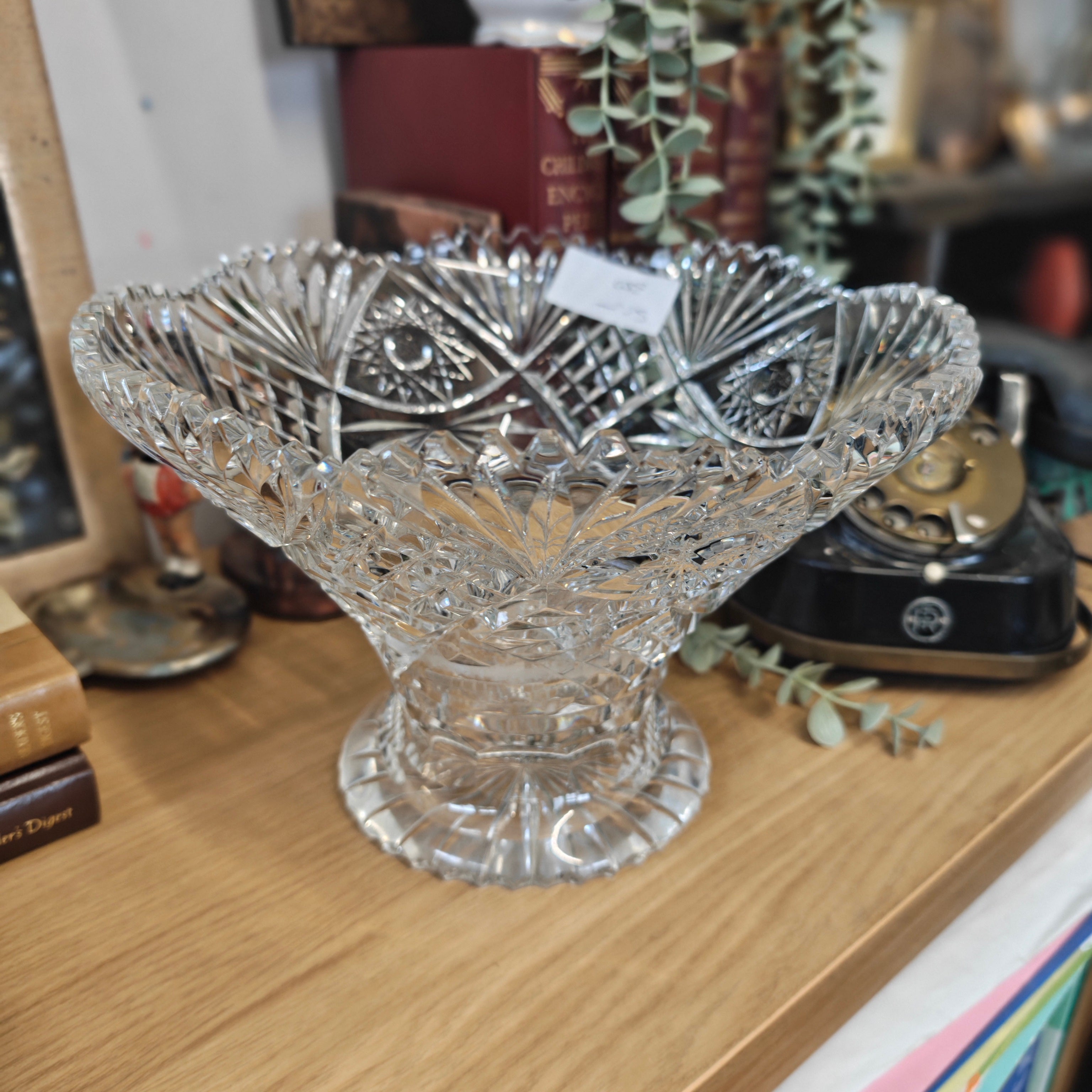 Amazing Waterford big crystal bowl -27x 18 cm