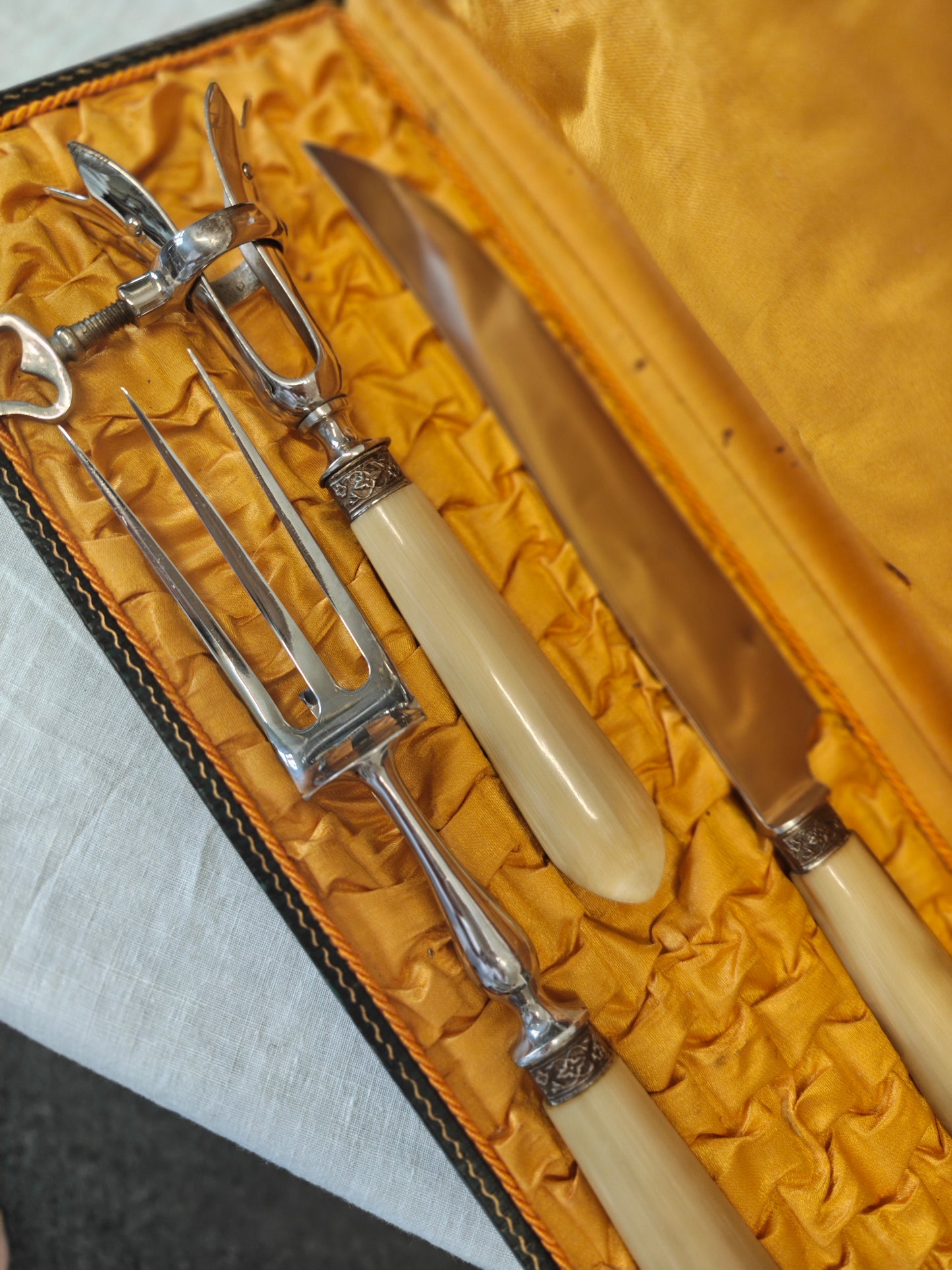 High Quality 19th century stainless steel horn handle FRENCH craving set