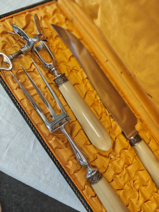 High Quality 19th century stainless steel horn handle FRENCH craving set