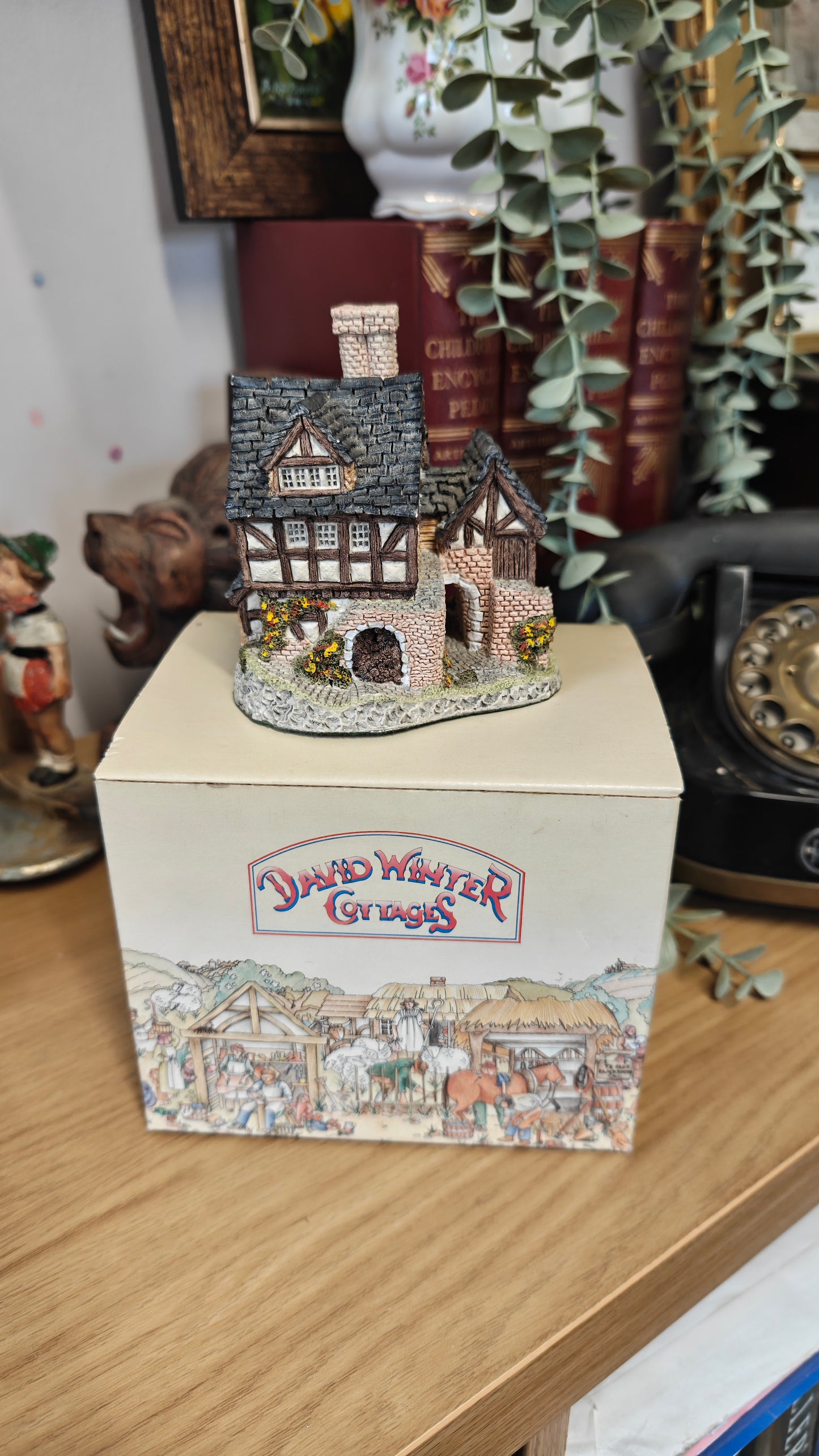 David Winter handmade cottage