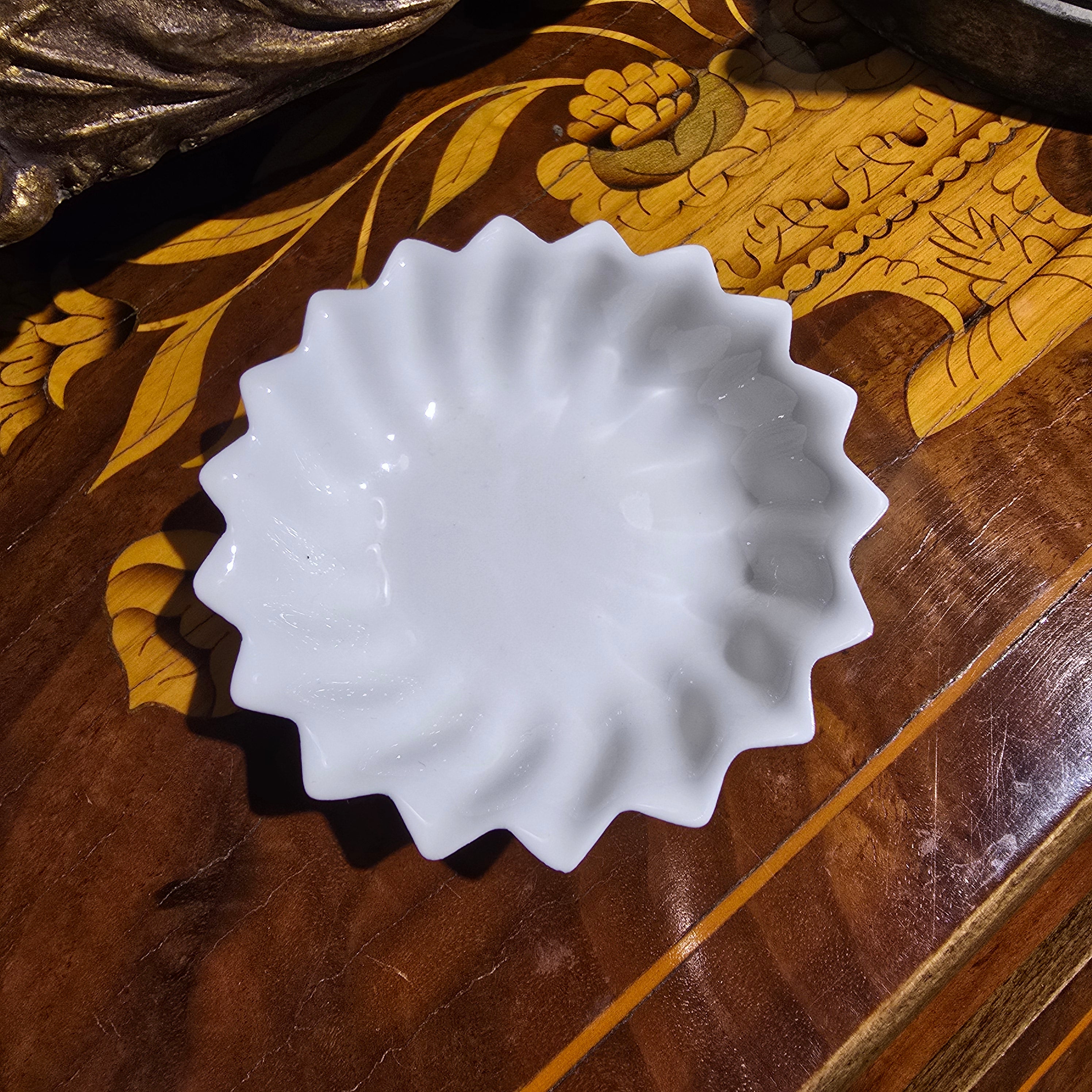Vintage British Trinket Dish — Choose Your Style