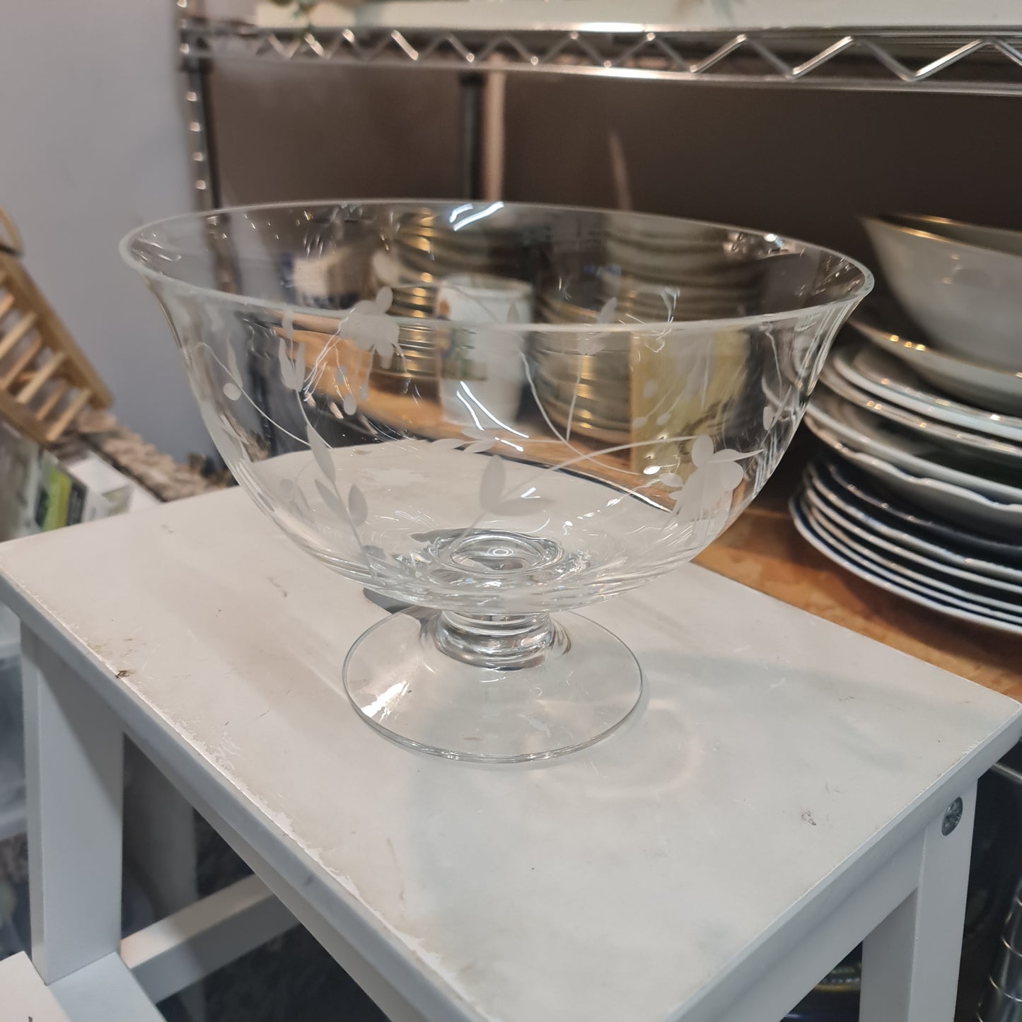Lovely vintage crystal bowl with hand etching flora