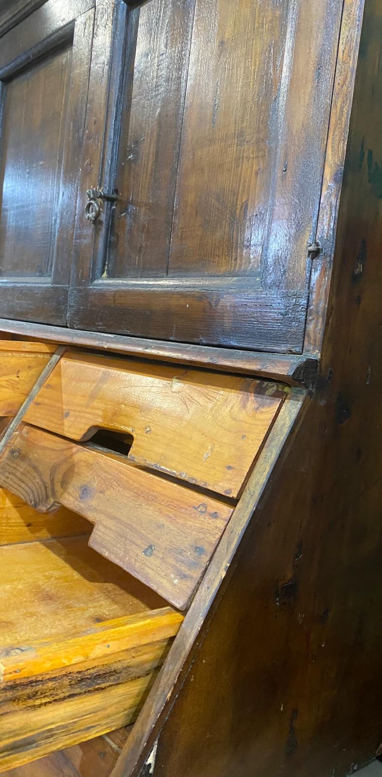 Antique Georgian Oak Wall Hanging Cabinet c. 1890