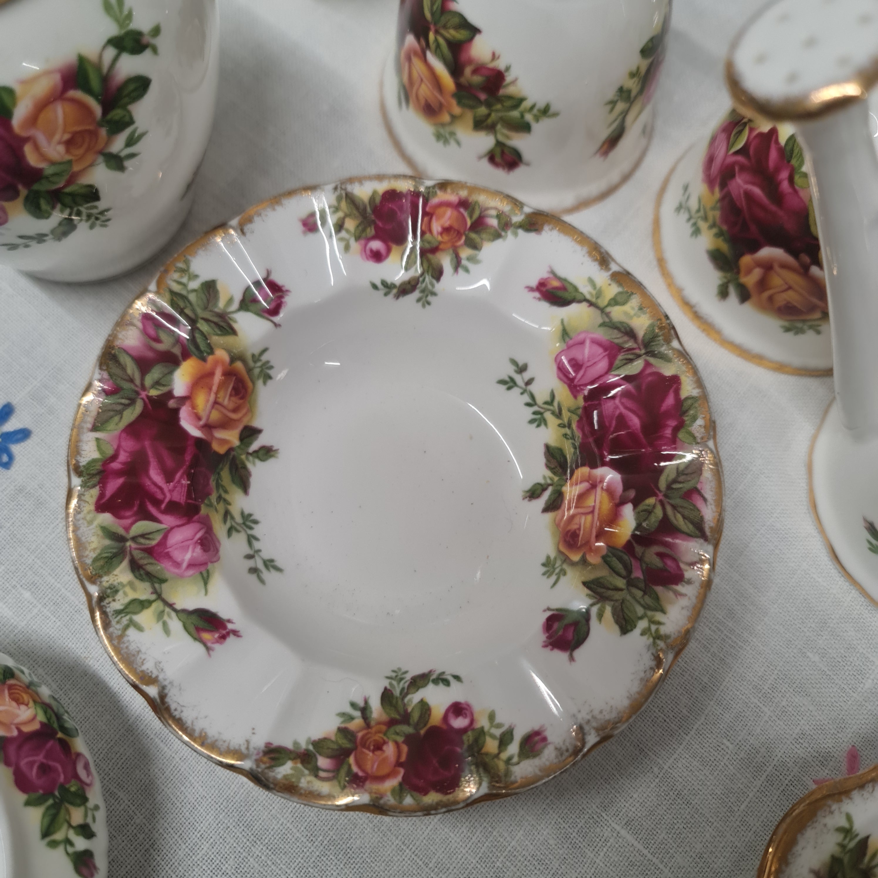 Royal Albert Old country rose Trinket , vase , ornament collection