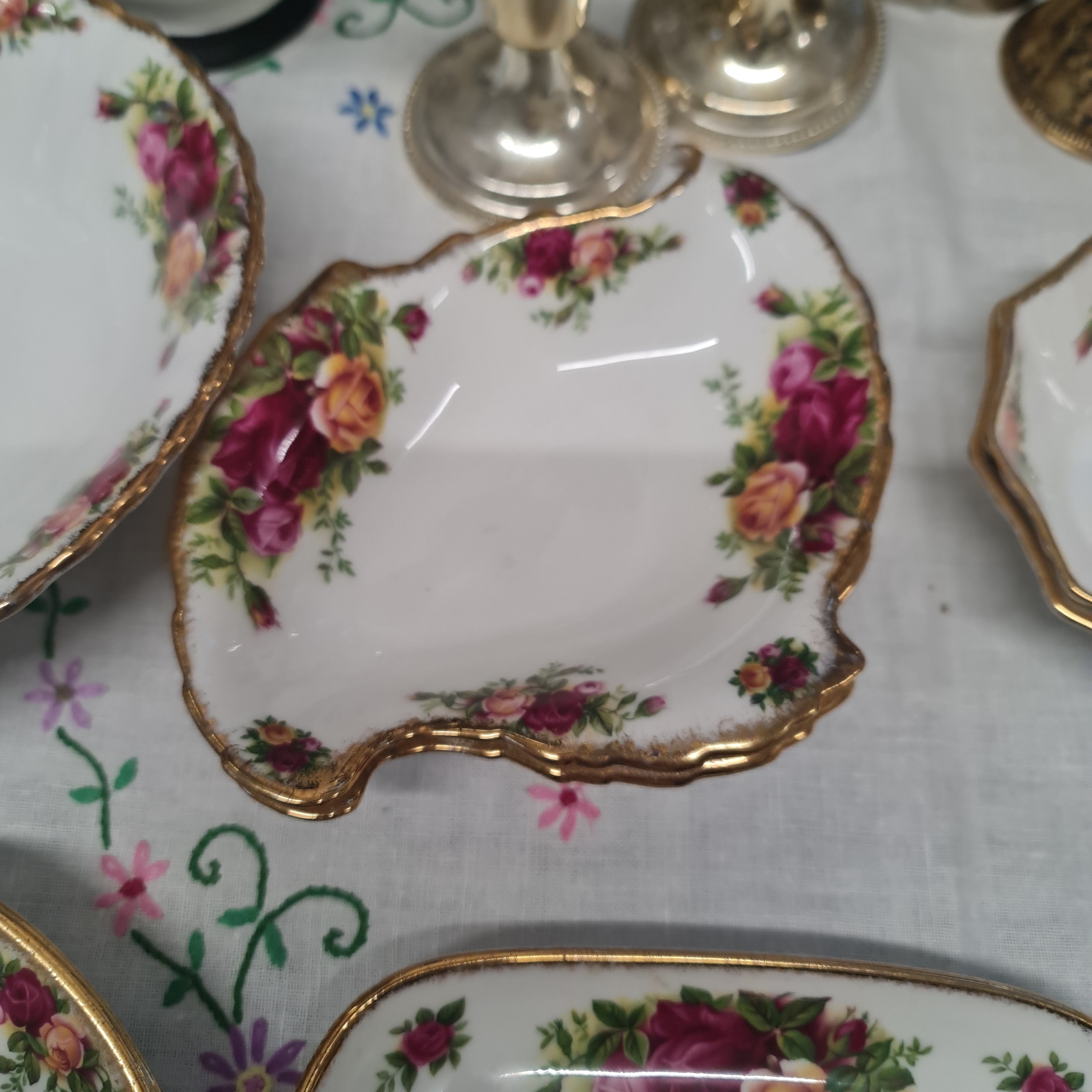 Royal Albert - Old Country Roses Dinnerware