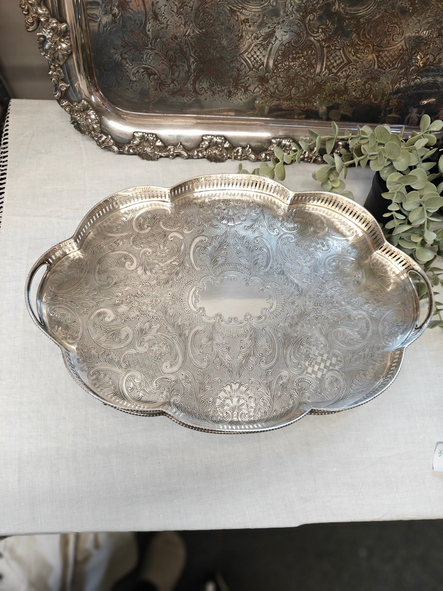 Beautiful Vintage Silver Plated on Copper Oval Scalloped Gallery Serving Tray Sheffield England