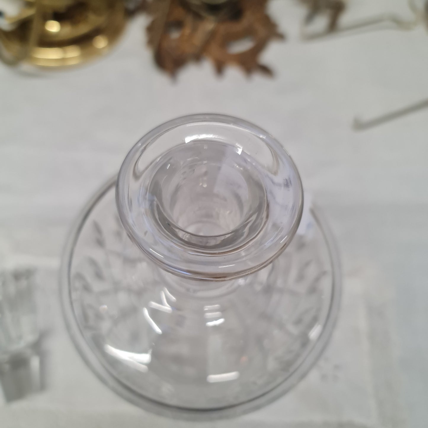 Exquisite Waterford Lismone crystal  decanter - minor nip at the bottom of lid