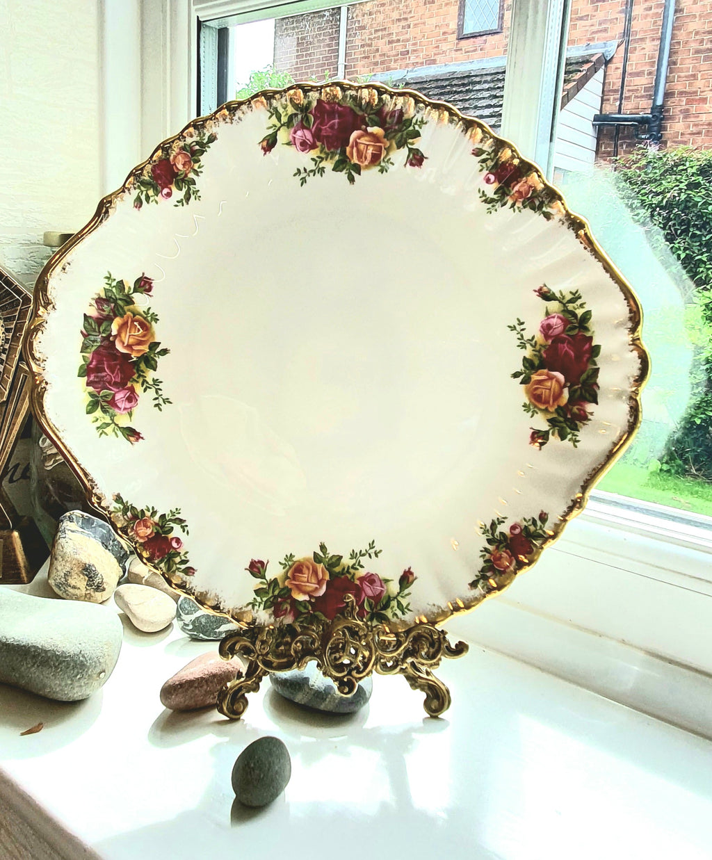 Royal Albert Old Country Rose Big Sandwich Plate from England 26 cm