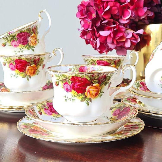 Vintage Royal Albert Old Country Roses Trio Tea set