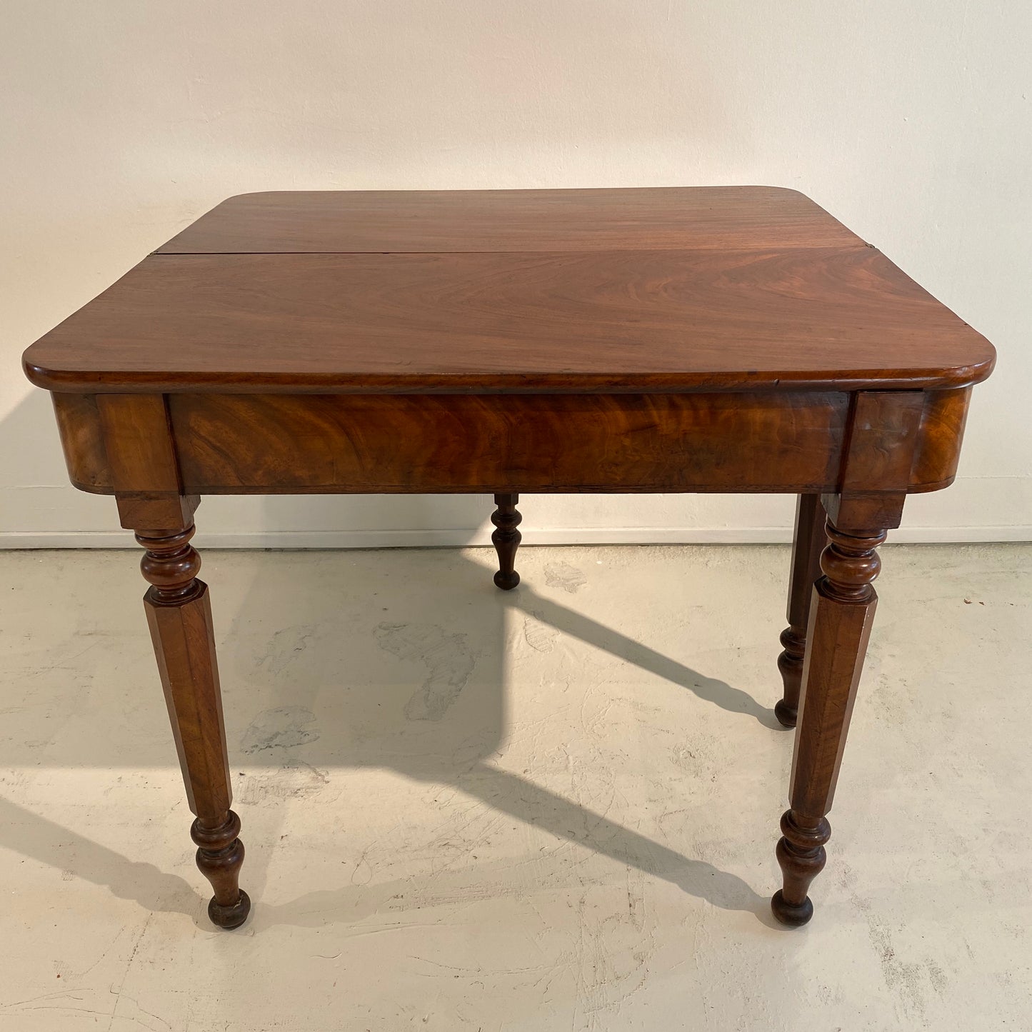 Victorian period Foldable Occasional Vintage Table